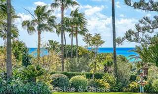 Ruime familievilla met 4 slaapkamers en zeezicht te koop in geprefereerde woonwijk in Oost Marbella 777244 