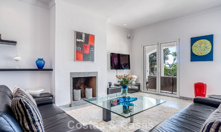 Ruime familievilla met 4 slaapkamers en zeezicht te koop in geprefereerde woonwijk in Oost Marbella 777282 