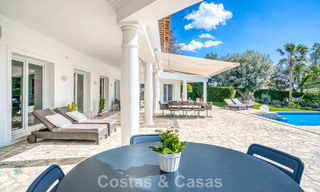 Ruime familievilla met 4 slaapkamers en zeezicht te koop in geprefereerde woonwijk in Oost Marbella 777290 