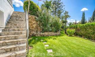 Ruime familievilla met 4 slaapkamers en zeezicht te koop in geprefereerde woonwijk in Oost Marbella 777292 