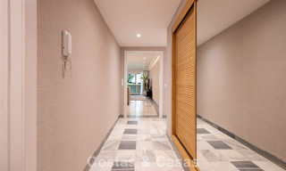 Gerenoveerd luxe appartement te koop in Gran Marbella aan het strand op de Golden Mile / Centrum van Marbella 777183 