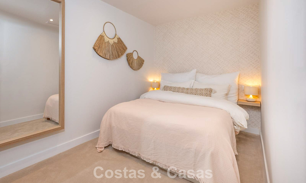 Gerenoveerd luxe appartement te koop in Gran Marbella aan het strand op de Golden Mile / Centrum van Marbella 777196