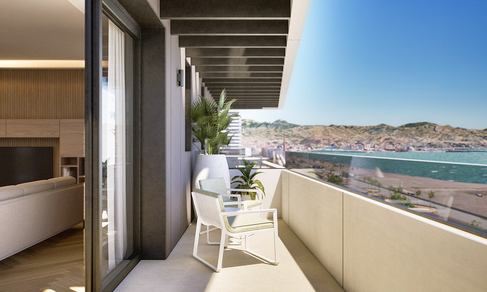 4 luxueuze duplex penthouses met open zeezicht te koop direct aan de strandboulevard van Malaga centrum 777539