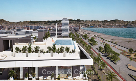 4 luxueuze duplex penthouses met open zeezicht te koop direct aan de strandboulevard van Malaga centrum 777580