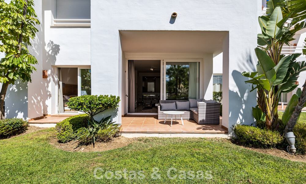 Tuinappartement te koop in een exclusief complex nabij een grote blauwe lagune aan de Costa del Sol 777429
