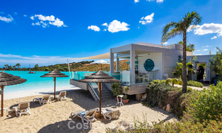 Tuinappartement te koop in een exclusief complex nabij een grote blauwe lagune aan de Costa del Sol 777432 