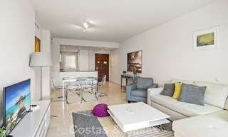 Tuinappartement te koop in een exclusief complex nabij een grote blauwe lagune aan de Costa del Sol 777434 