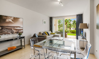 Tuinappartement te koop in een exclusief complex nabij een grote blauwe lagune aan de Costa del Sol 777435 
