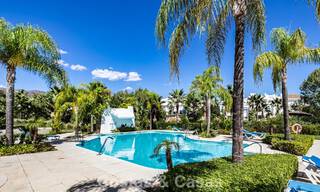 Tuinappartement te koop in een exclusief complex nabij een grote blauwe lagune aan de Costa del Sol 777447 