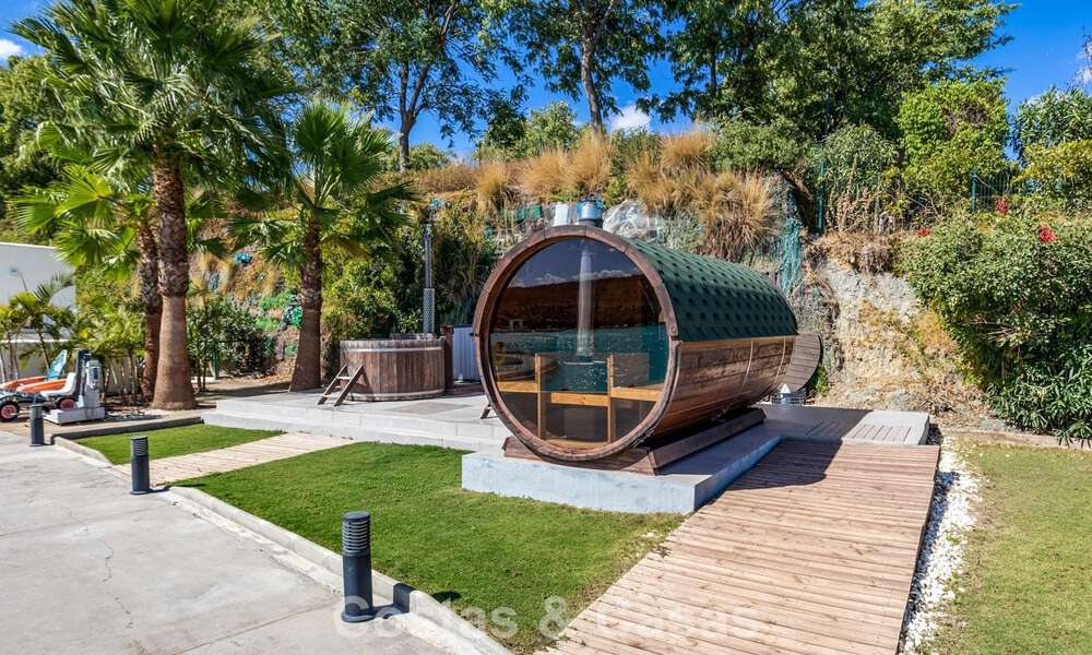 Tuinappartement te koop in een exclusief complex nabij een grote blauwe lagune aan de Costa del Sol 777450