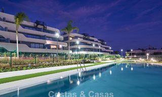 Gloednieuw en instapklaar penthouse met zeezicht te koop op de New Golden Mile tussen Marbella en Estepona 777586 