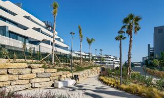 Gloednieuw en instapklaar penthouse met zeezicht te koop op de New Golden Mile tussen Marbella en Estepona 777596 