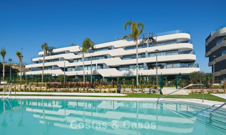 Gloednieuw en instapklaar penthouse met zeezicht te koop op de New Golden Mile tussen Marbella en Estepona 777600
