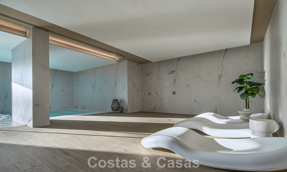 Gloednieuw en instapklaar penthouse met zeezicht te koop op de New Golden Mile tussen Marbella en Estepona 777621