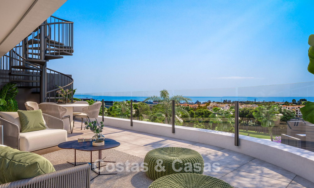 Gloednieuw en instapklaar penthouse met zeezicht te koop op de New Golden Mile tussen Marbella en Estepona 777669