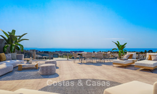 Gloednieuw en instapklaar penthouse met zeezicht te koop op de New Golden Mile tussen Marbella en Estepona 777670 