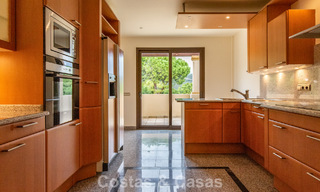 High-end appartement te koop in een gated complex in Nueva Andalucia, Marbella 777676 