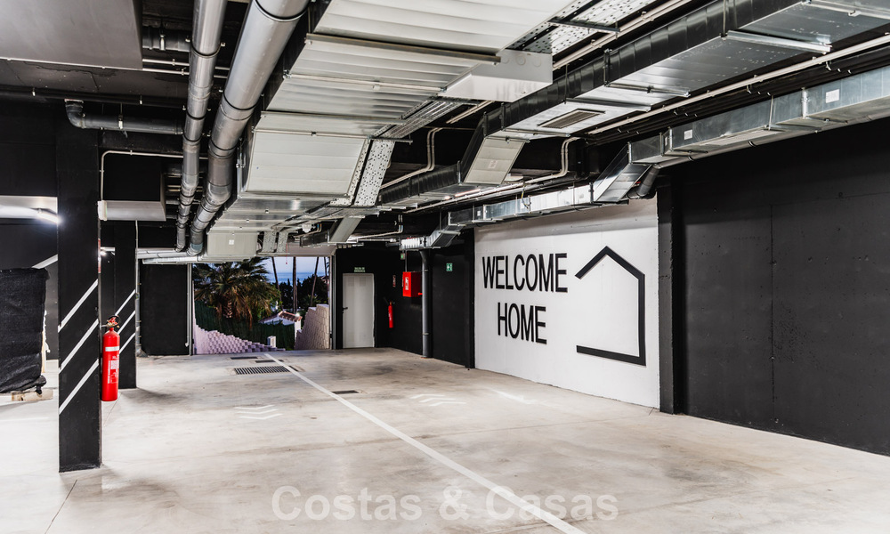 Modernistisch design schakelvilla met zeezicht te koop in een voorstaand resort in Mijas Costa, Costa del Sol 777829