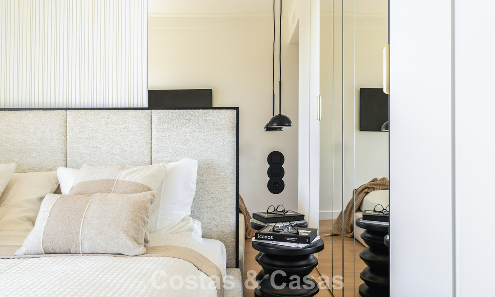 Modernistisch design schakelvilla met zeezicht te koop in een voorstaand resort in Mijas Costa, Costa del Sol 777849