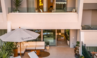 Modernistisch design schakelvilla met zeezicht te koop in een voorstaand resort in Mijas Costa, Costa del Sol 777865 