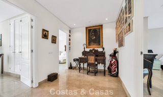 Luxueus duplex penthouse met privézwembad te koop in Nueva Andalucia’s golfvallei, Marbella 777881 