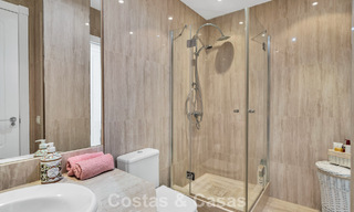 Luxueus duplex penthouse met privézwembad te koop in Nueva Andalucia’s golfvallei, Marbella 777885 