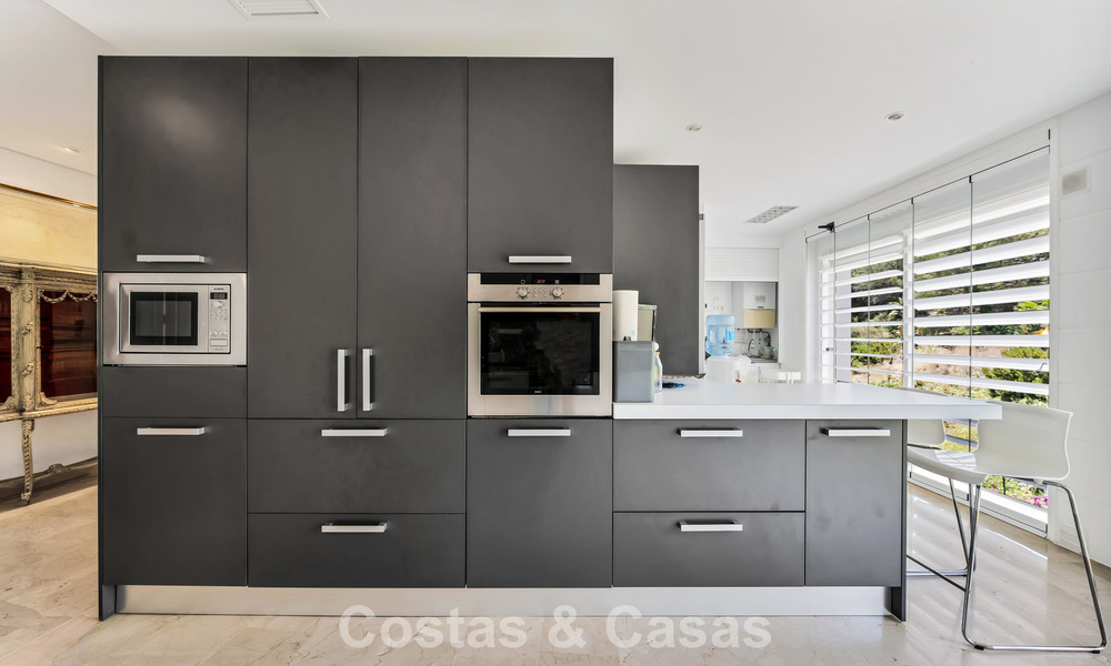 Luxueus duplex penthouse met privézwembad te koop in Nueva Andalucia’s golfvallei, Marbella 777889