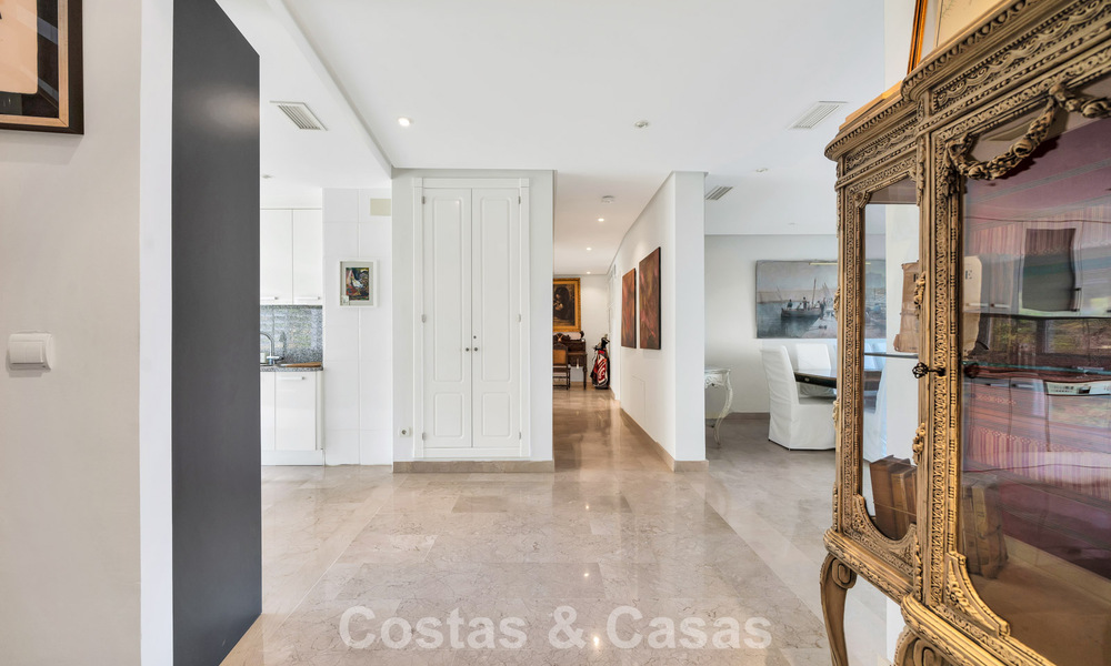 Luxueus duplex penthouse met privézwembad te koop in Nueva Andalucia’s golfvallei, Marbella 777893