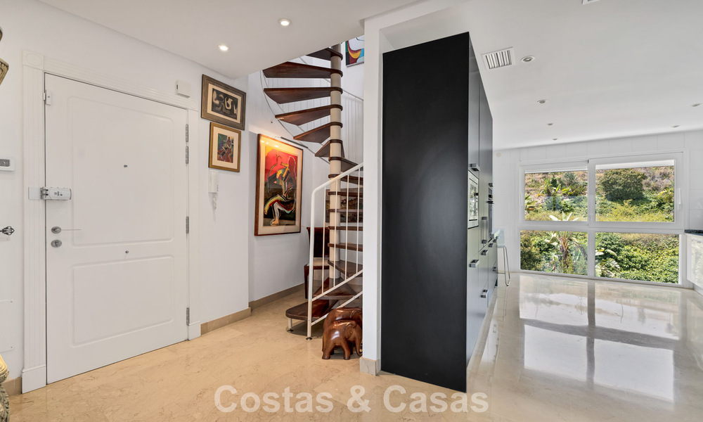 Luxueus duplex penthouse met privézwembad te koop in Nueva Andalucia’s golfvallei, Marbella 777894
