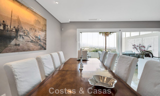 Luxueus duplex penthouse met privézwembad te koop in Nueva Andalucia’s golfvallei, Marbella 777897 