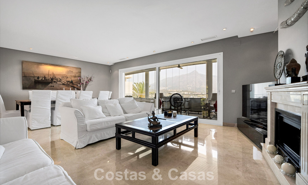 Luxueus duplex penthouse met privézwembad te koop in Nueva Andalucia’s golfvallei, Marbella 777902