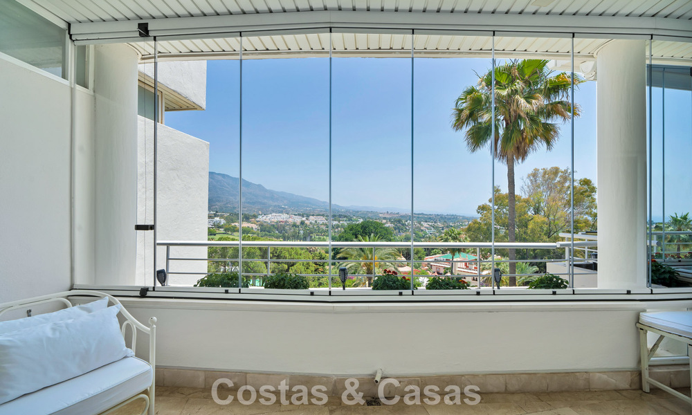 Luxueus duplex penthouse met privézwembad te koop in Nueva Andalucia’s golfvallei, Marbella 777906