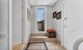 Luxueus duplex penthouse met privézwembad te koop in Nueva Andalucia’s golfvallei, Marbella 777910 