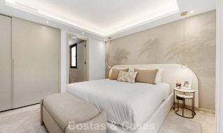Prestigieus gerenoveerde luxevilla in traditionele stijl te koop in een rustige woonwijk van Nueva Andalucia, Marbella 778132 