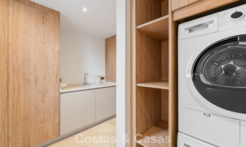 Prestigieus gerenoveerde luxevilla in traditionele stijl te koop in een rustige woonwijk van Nueva Andalucia, Marbella 778142