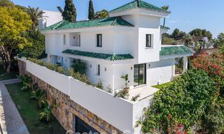 Prestigieus gerenoveerde luxevilla in traditionele stijl te koop in een rustige woonwijk van Nueva Andalucia, Marbella 778150 