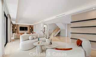 Prestigieus gerenoveerde luxevilla in traditionele stijl te koop in een rustige woonwijk van Nueva Andalucia, Marbella 778151 