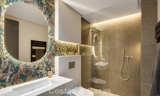 Modernistische luxevilla met zeezicht te koop in een geprivilegieerde villawijk in Nueva Andalucia, Marbella 778297 