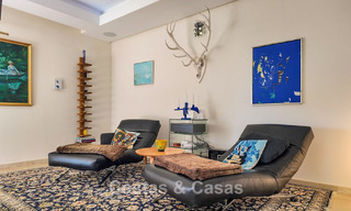 Mediterrane villa met zicht op de groene fairways te koop in een golfomgeving van Nueva Andalucia’s vallei, Marbella 778198 