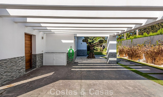 Moderne vrijstaande villa met 4 slaapkamers te koop beachside op de New Golden Mile tussen Marbella en Estepona 778238 