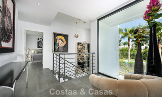 Moderne vrijstaande villa met 4 slaapkamers te koop beachside op de New Golden Mile tussen Marbella en Estepona 778242 