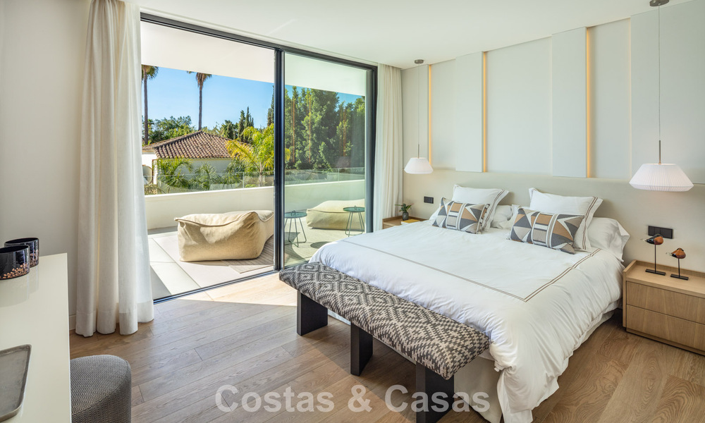 Strak ontworpen luxevilla te koop omgeven door golfbanen in Nueva Andalucia’s vallei, Marbella 778789