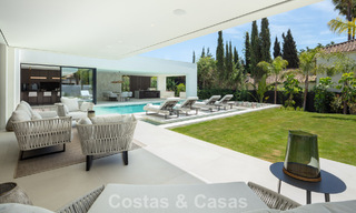 Strak ontworpen luxevilla te koop omgeven door golfbanen in Nueva Andalucia’s vallei, Marbella 778802 