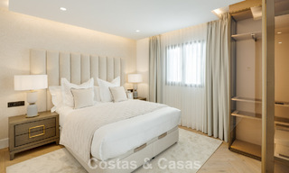 Schitterende luxevilla te koop in een eigentijdse, mediterrane architectuur in een golfresort, Marbella - Benahavis 778427 