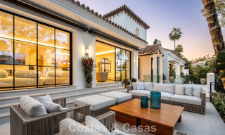 Schitterende luxevilla te koop in een eigentijdse, mediterrane architectuur in een golfresort, Marbella - Benahavis 778431 