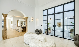 Schitterende luxevilla te koop in een eigentijdse, mediterrane architectuur in een golfresort, Marbella - Benahavis 778442 