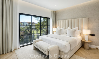 Schitterende luxevilla te koop in een eigentijdse, mediterrane architectuur in een golfresort, Marbella - Benahavis 778443 