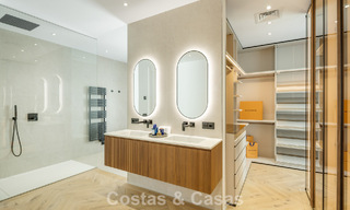 Schitterende luxevilla te koop in een eigentijdse, mediterrane architectuur in een golfresort, Marbella - Benahavis 778444 