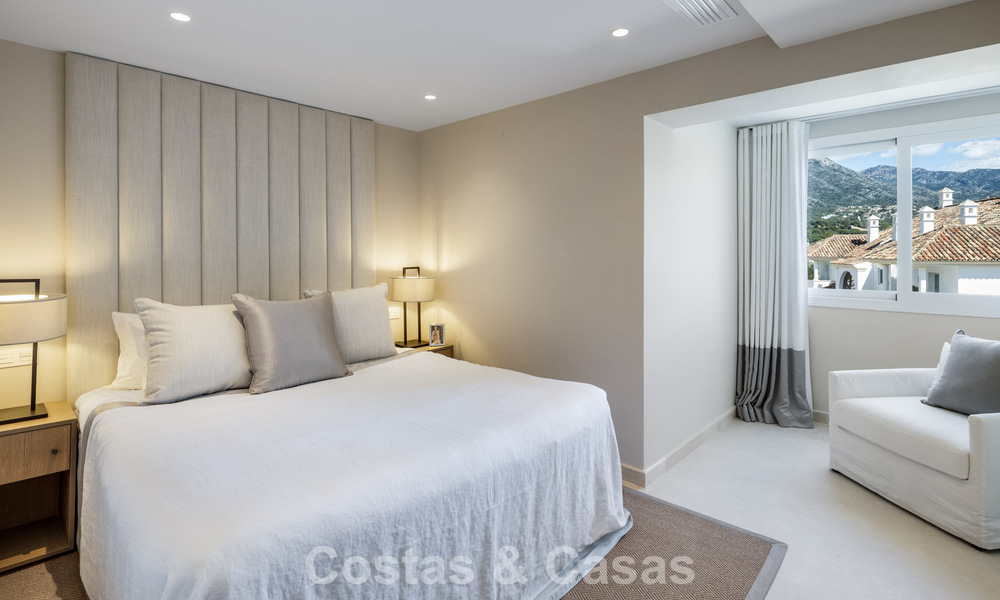 Prachtig gerenoveerd duplex penthouse te koop in een exclusief complex op de prestigieuze Golden Mile van Marbella 778625