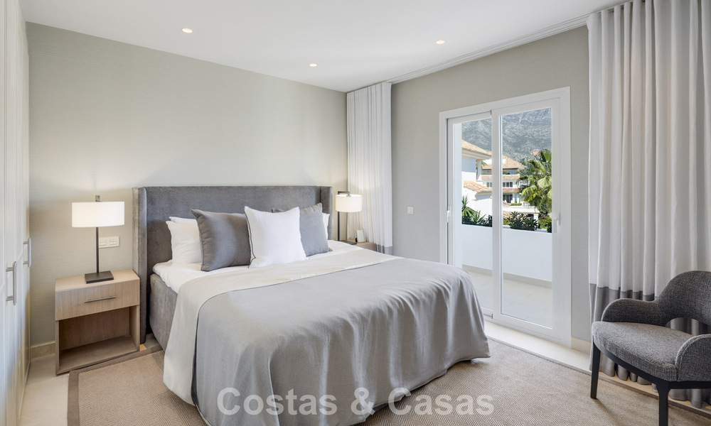 Prachtig gerenoveerd duplex penthouse te koop in een exclusief complex op de prestigieuze Golden Mile van Marbella 778628